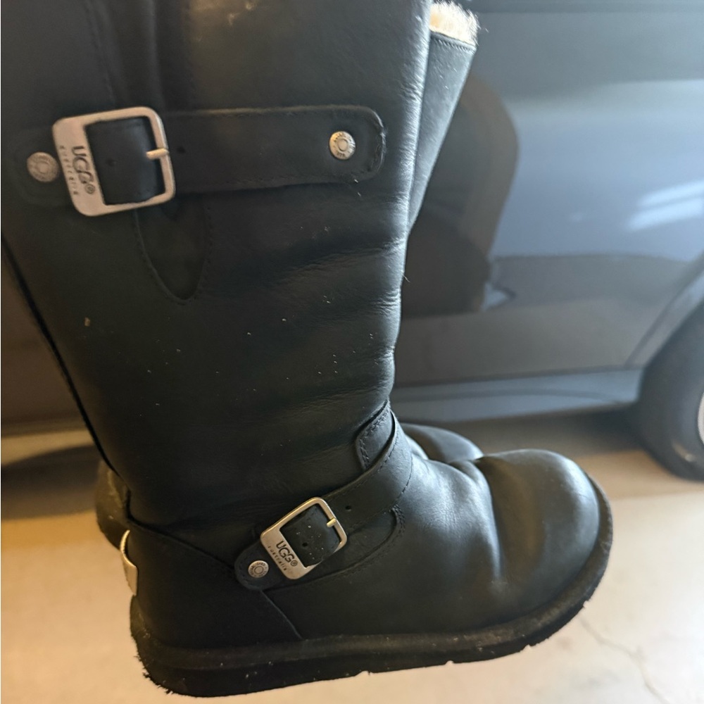 UGG Black Winter Boots - Picture 2 of 7